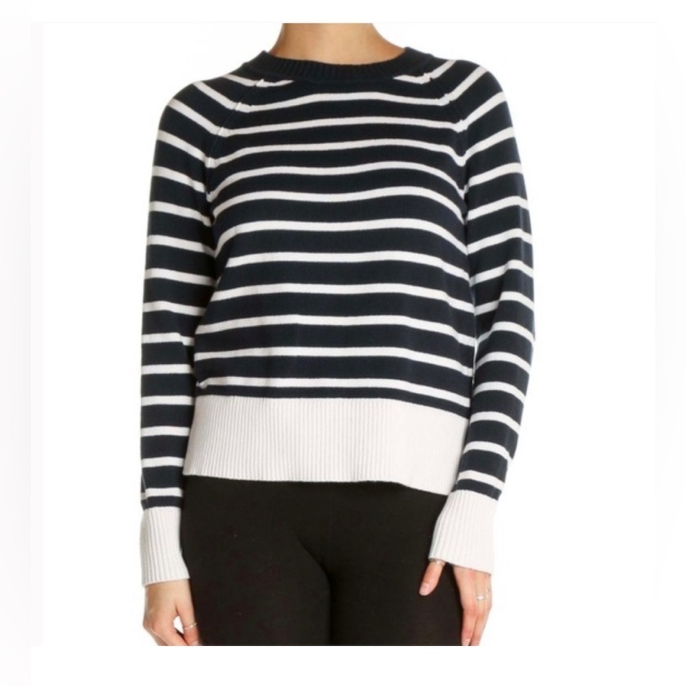 Banana Republic Navy and White Striped Crewneck Sweater S